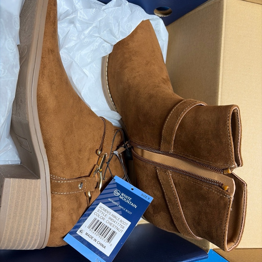 White Mountain Men's Chestnut Suede Ankle Boots